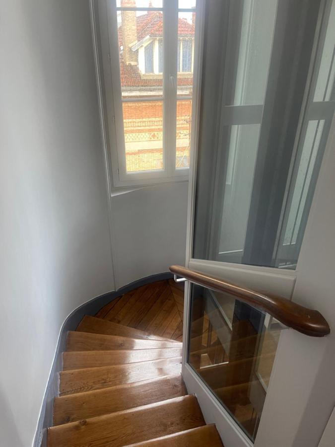 Paris Centre Dernier Etage Vue Ascenseur 아파트 외부 사진